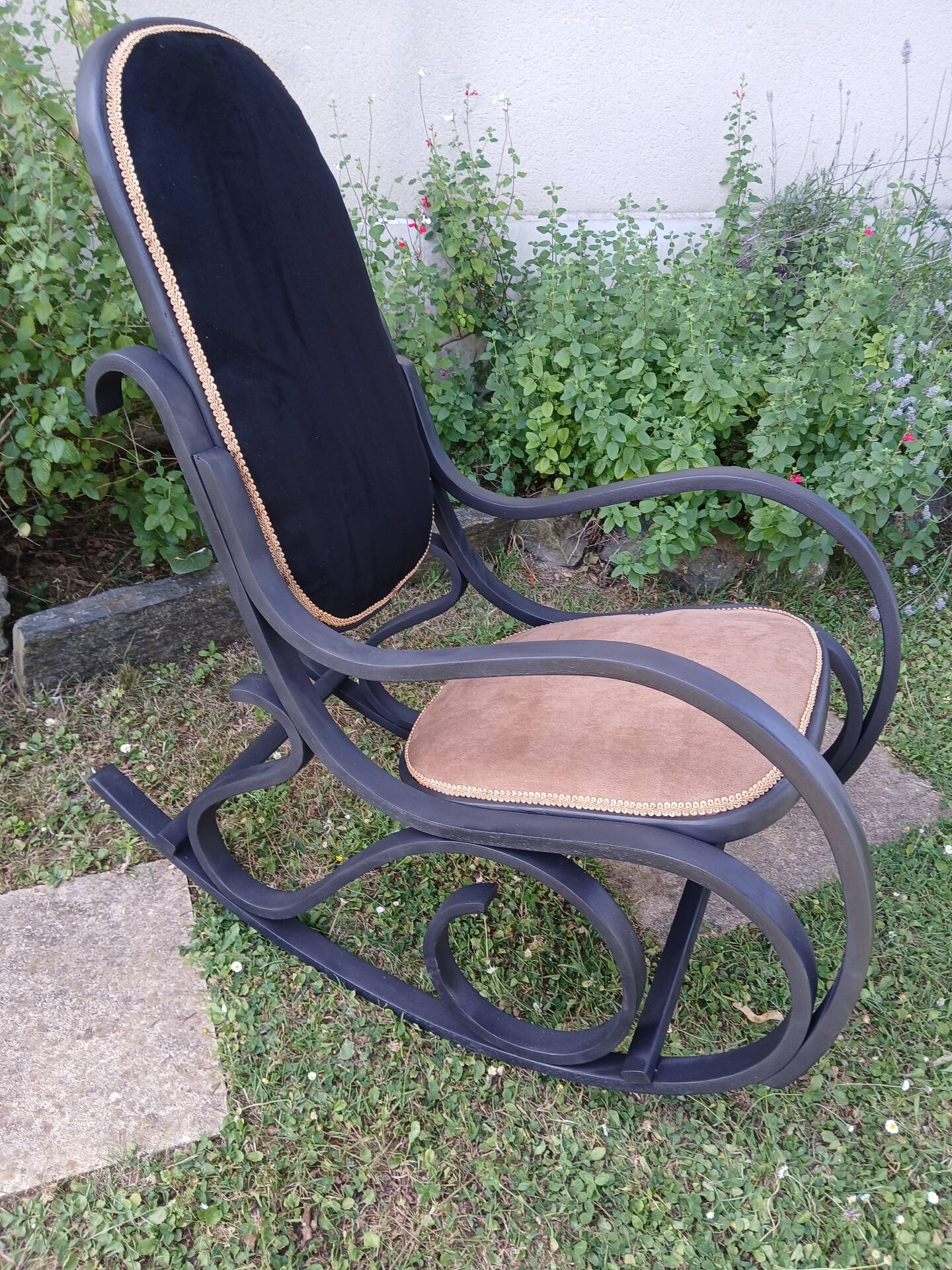 Rocking chair
