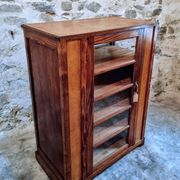 Antique shop display cabinet – Pine wood – 1920s/30s – On wheels