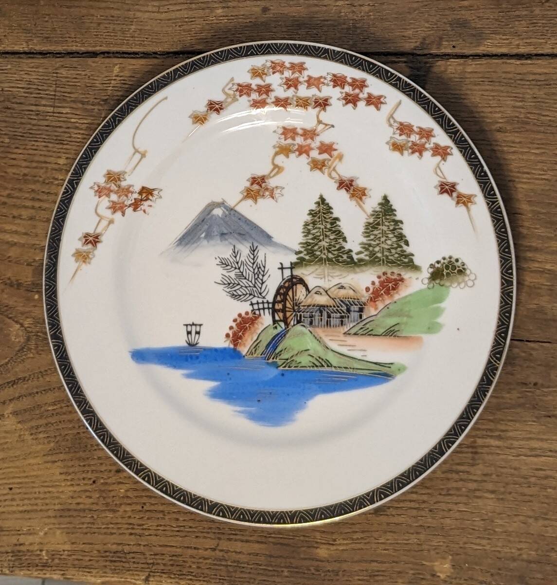 Antique Chinese Hayasi Kutani porcelain plate