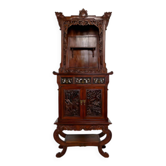 Important cabinet asiatique en bois sculpté, Vietnam ou Chine, vers 1880