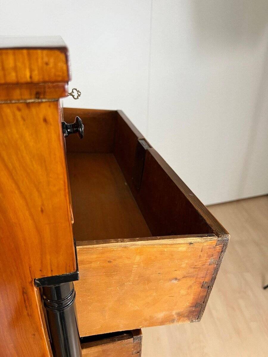 Biedermeier Chiffonier in Cherry Veneer, South Germany, 1830s