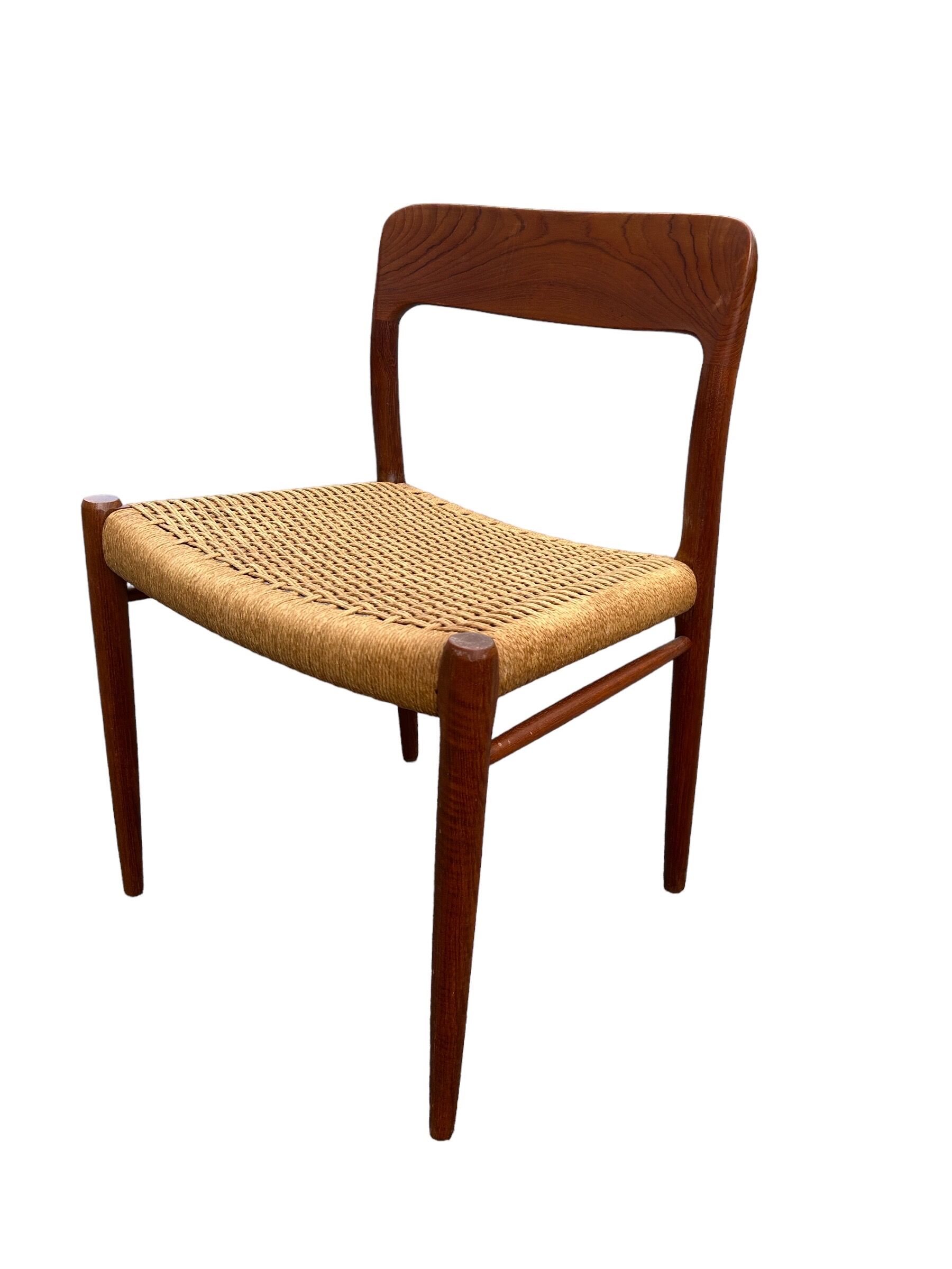 6 Niels Otto Moller chairs model 75