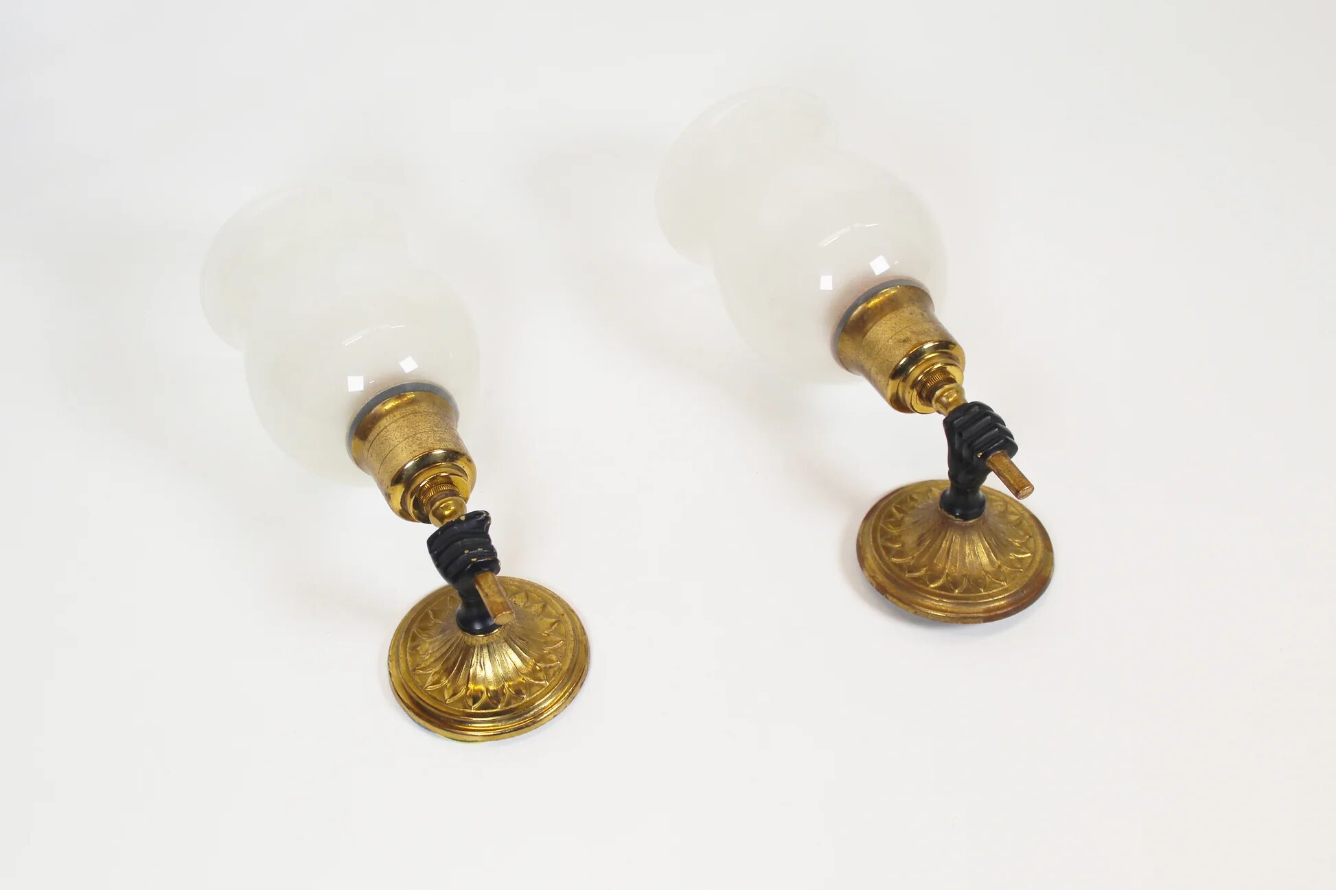 Paire de lampes murales 'torche' dans le style de Maison Jansen