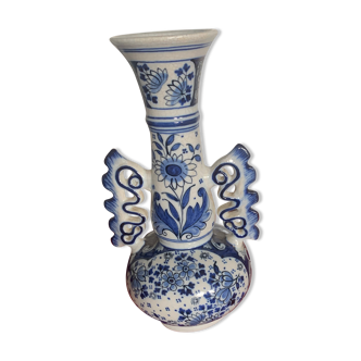 Kangxi-style Chinese vase