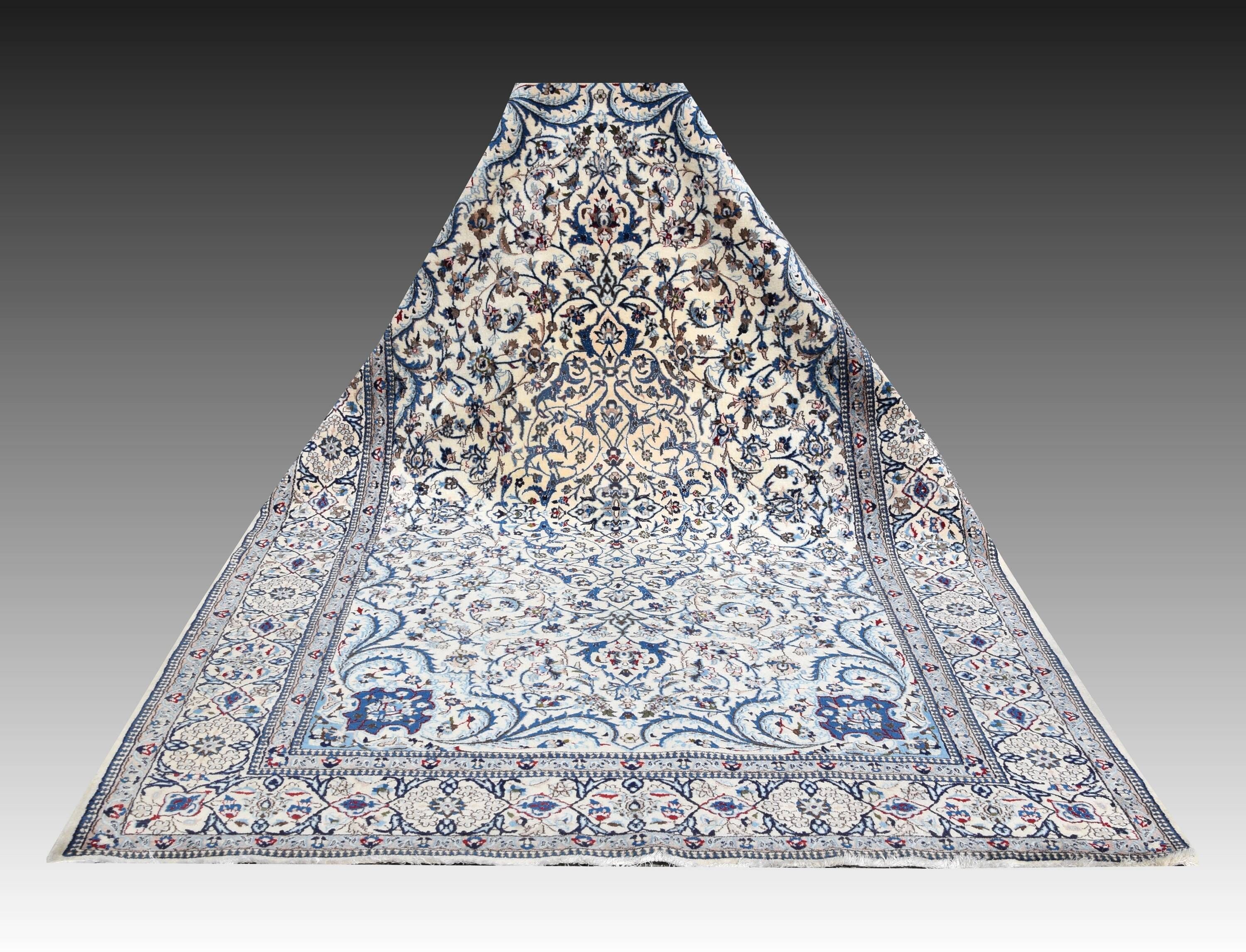 Persian Iran Nain Wool and Silk Oriental Rug: 3.10 X 2.08 Meters