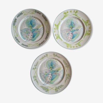 Suite de 3 assiettes en porcelaine de Limoges