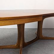Table ovale de salle à manger extensible Baumann, France vers 1970