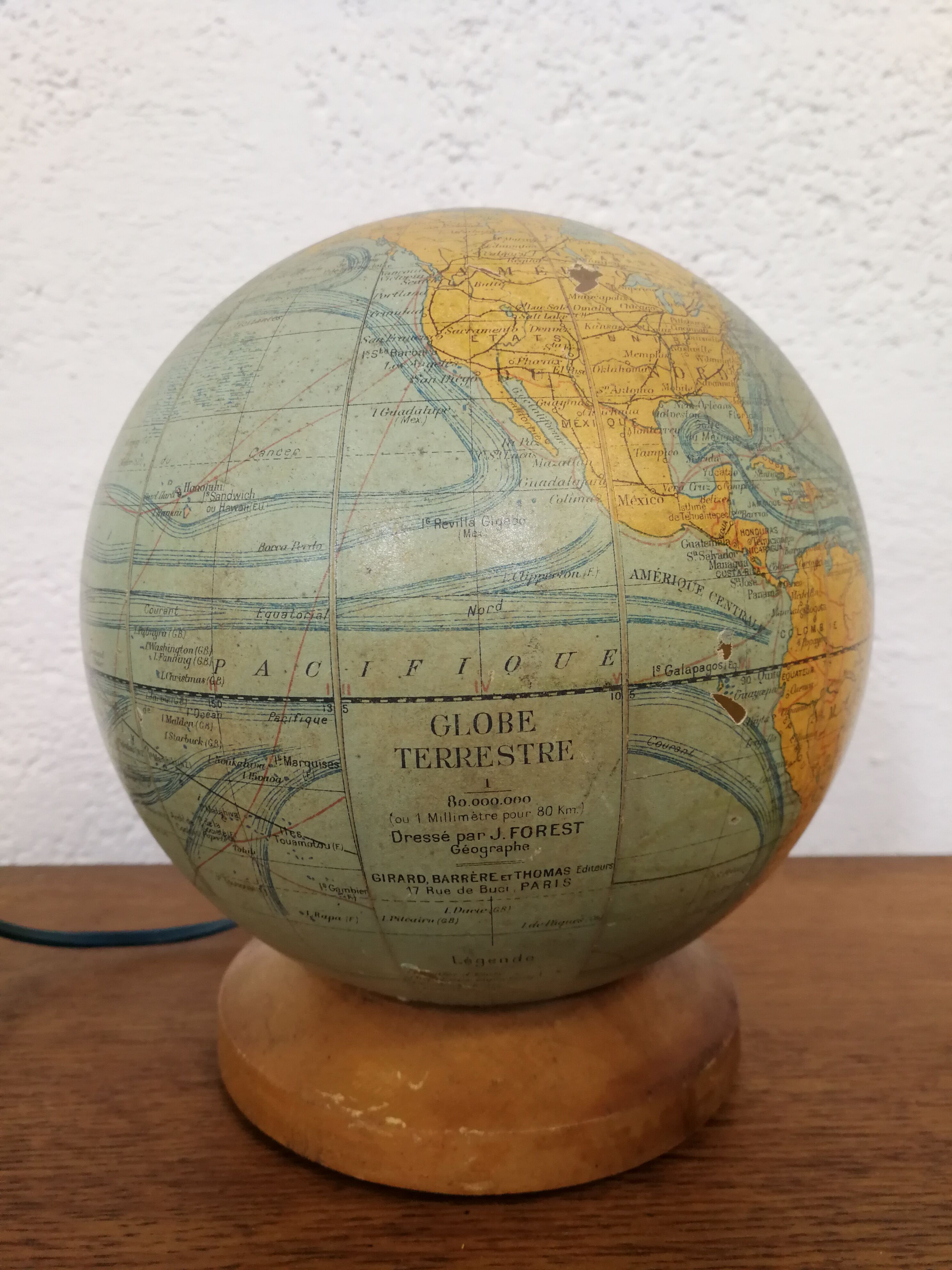 Globe ground glass J Forest  1950