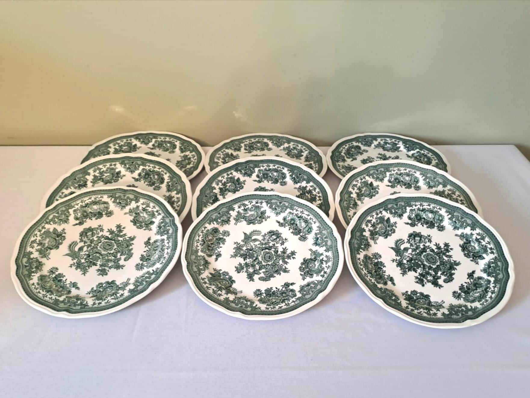 9 Villeroy and Boch dessert plates