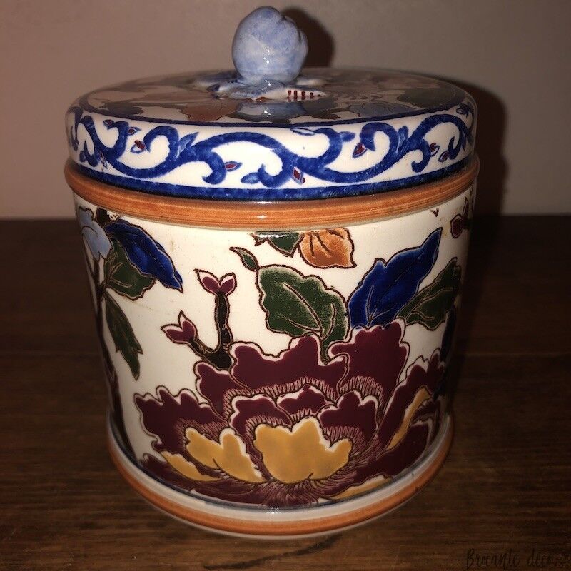 Old box, snuffbox Gien, Peony decoration