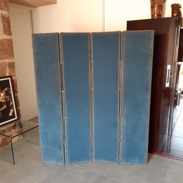 Antique screen with 4 leaves or 4 double-sided panels.