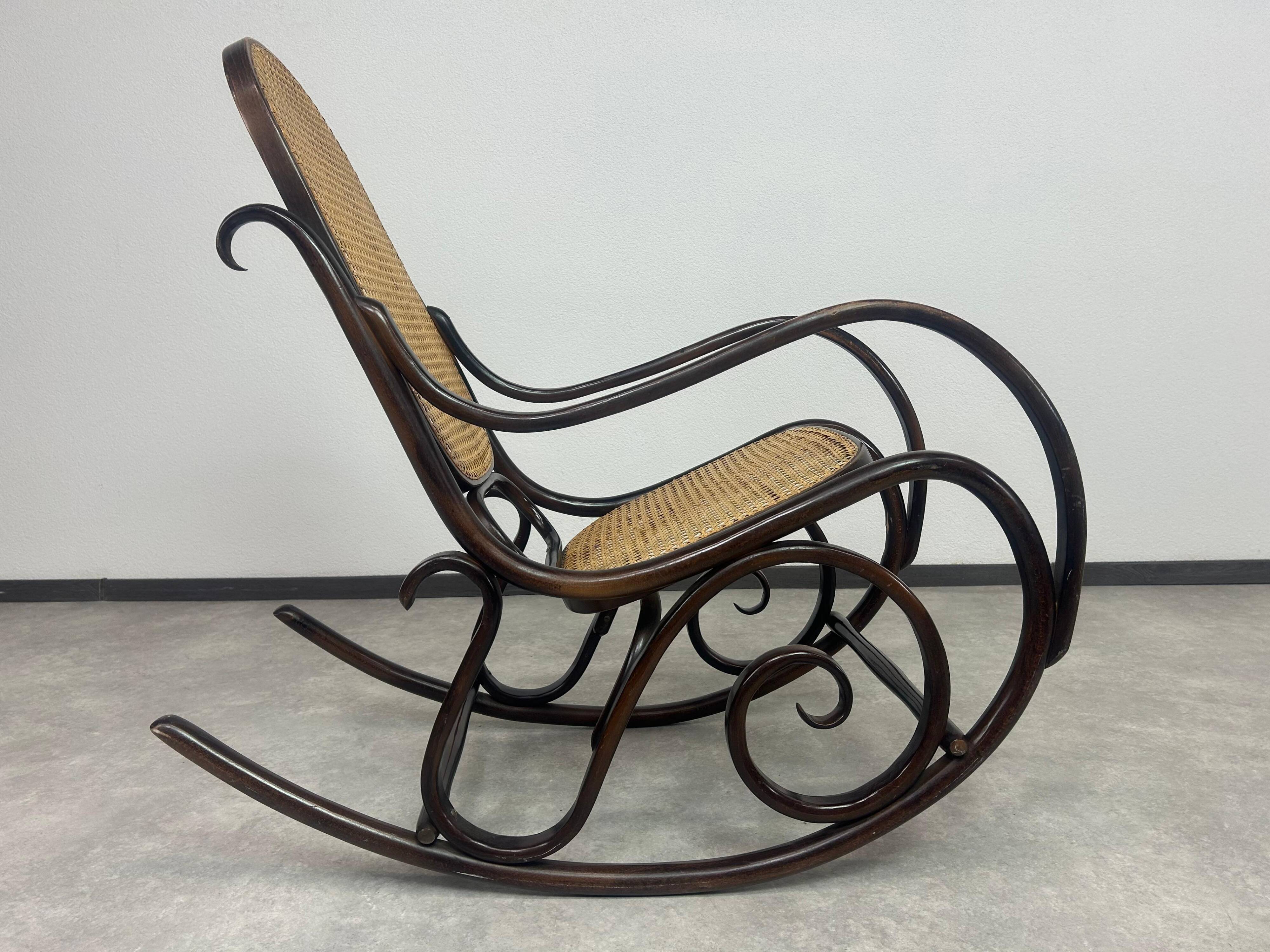 Bentwood rocking chair by Thonet