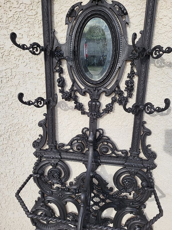 Cast iron coat rack n26 corneau Alfred in Charleville