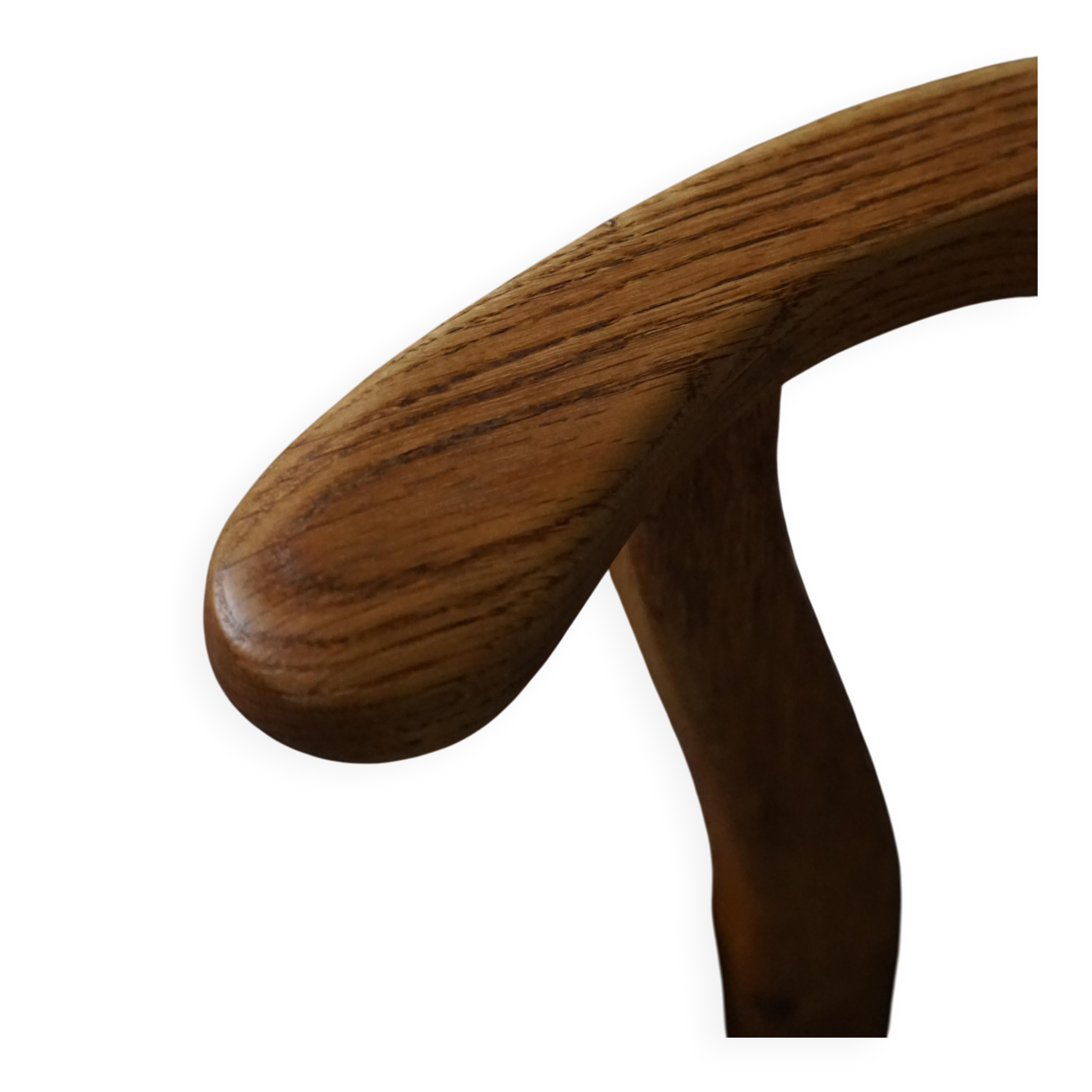 Razorblade armchair from the mid-20th century by Henning Kjærnulf, oak and lambswool, 1960.