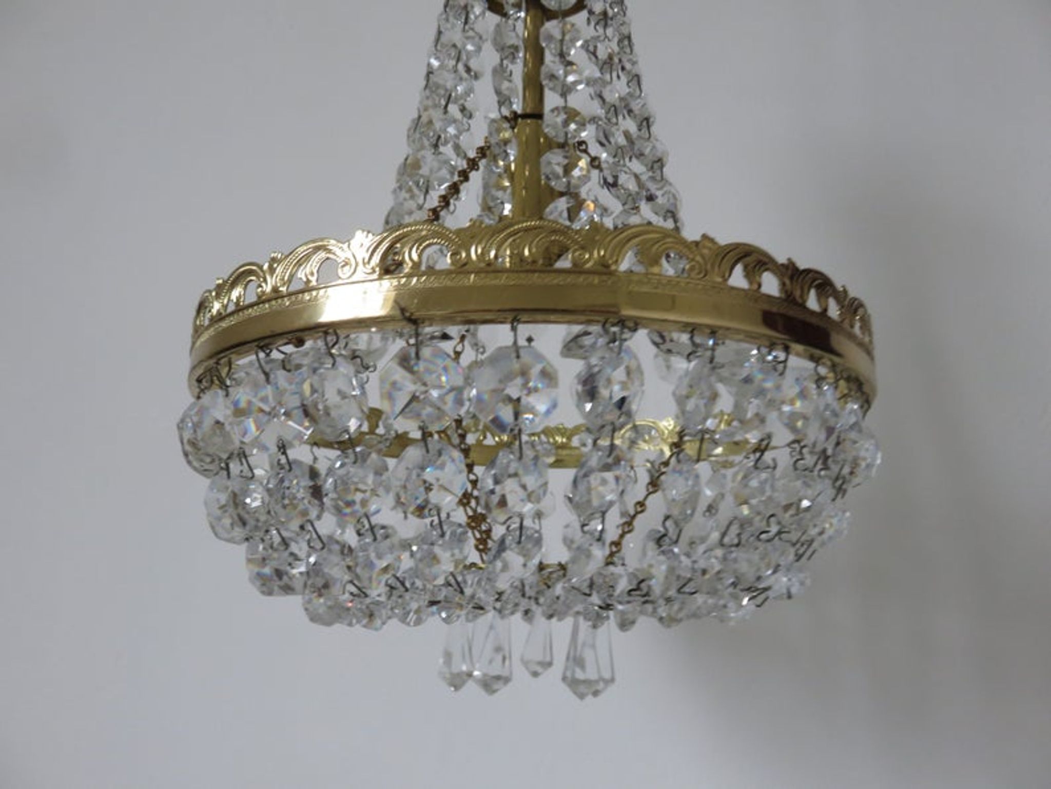 "Hot air balloon" chandelier with Deknudt stamps, 40s