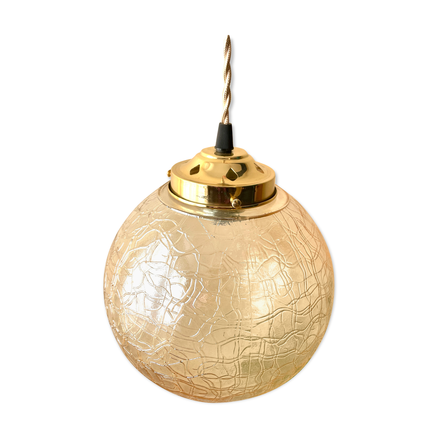 Amber glass ball suspension