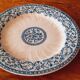 Plat de service en faïence de Gien vers 1880