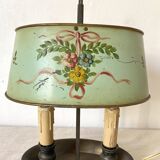 Bouillotte lamp in painted sheet metal decorated with flowers