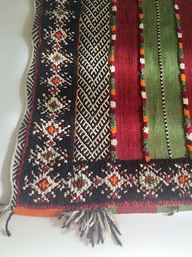 Vintage Berber kilim carpet 110x210cm