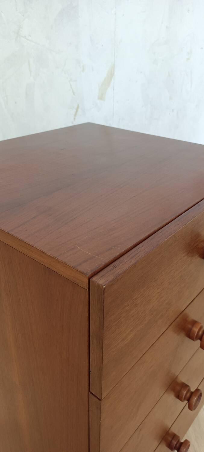 Omnia storage furniture