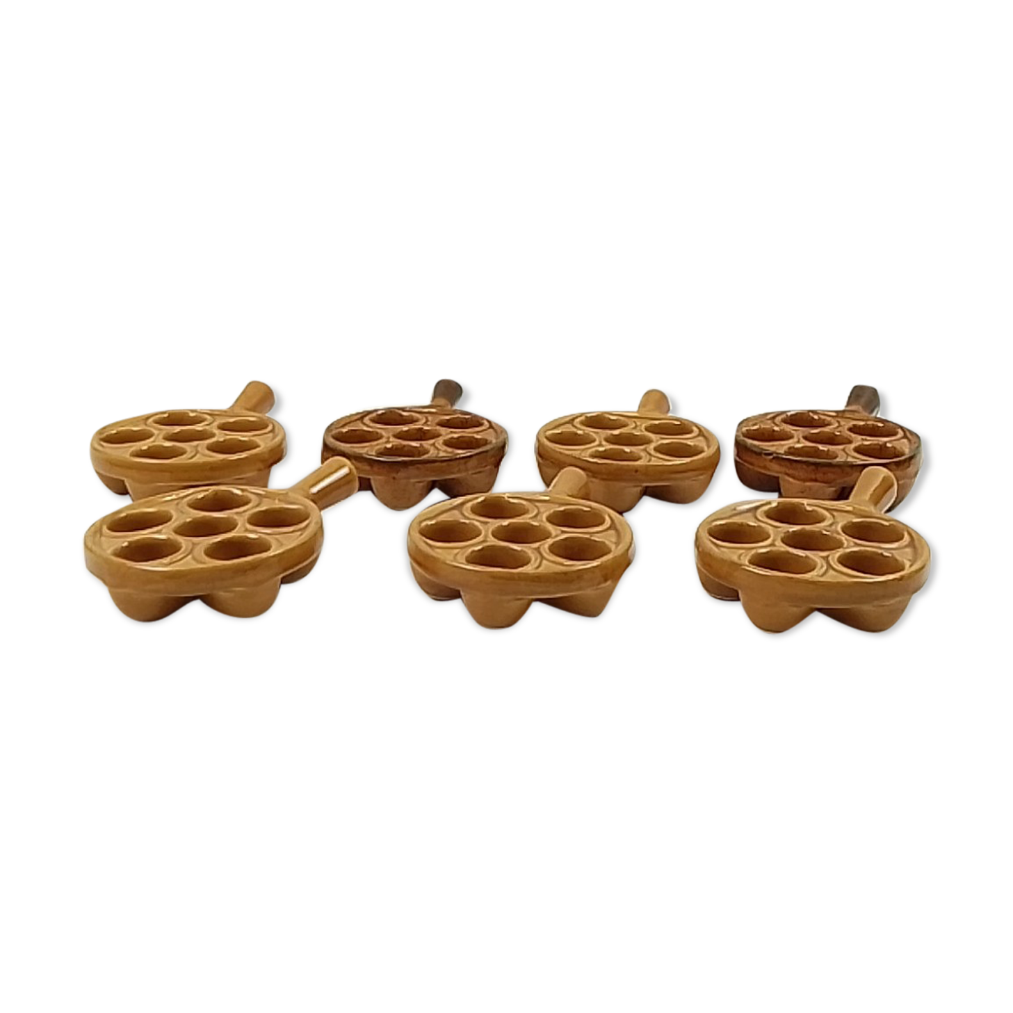 7 snail frying pans 6 ceramic holes