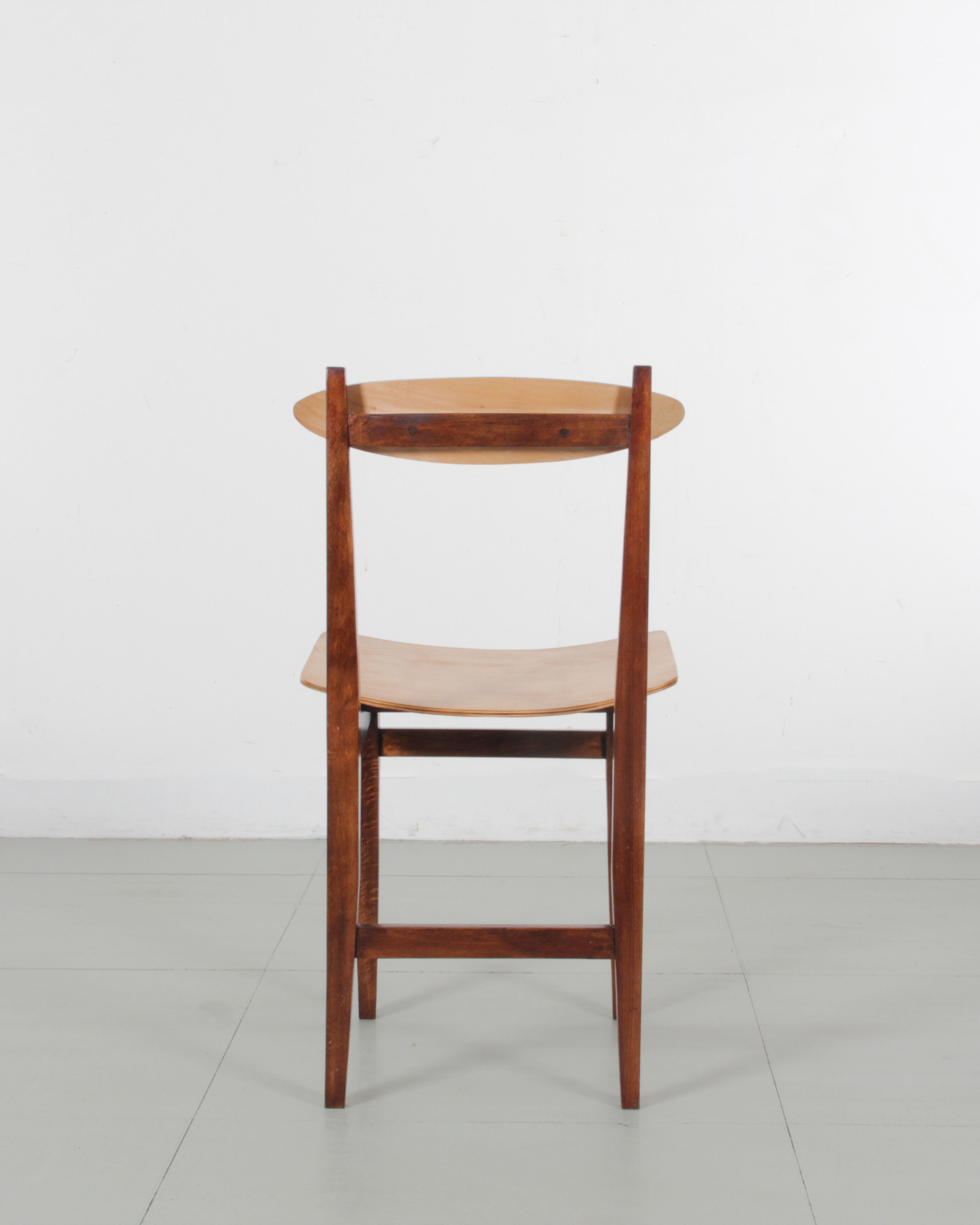 Pair of chairs model 200-102 by Maria Chomentowska
