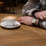 Round reclaimed wooden table || Rustic furniture || Vintage