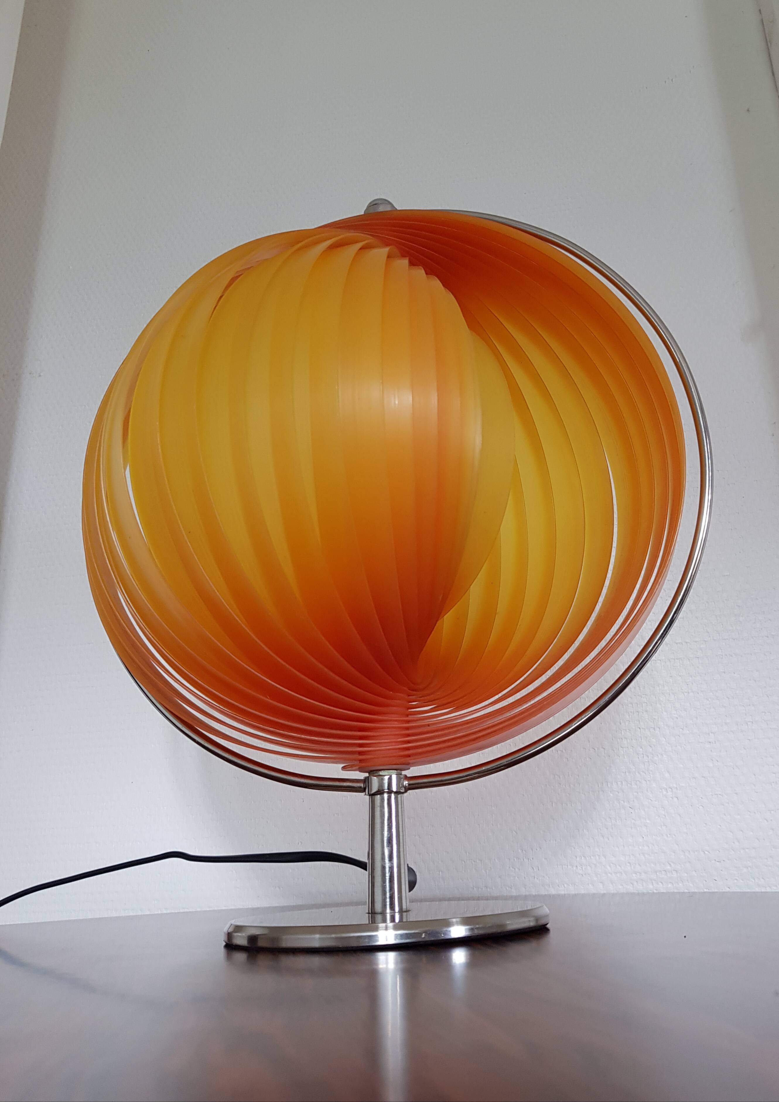 Design lamp