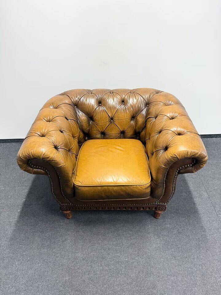 Brown Leather Vintage Chesterfield armchair
