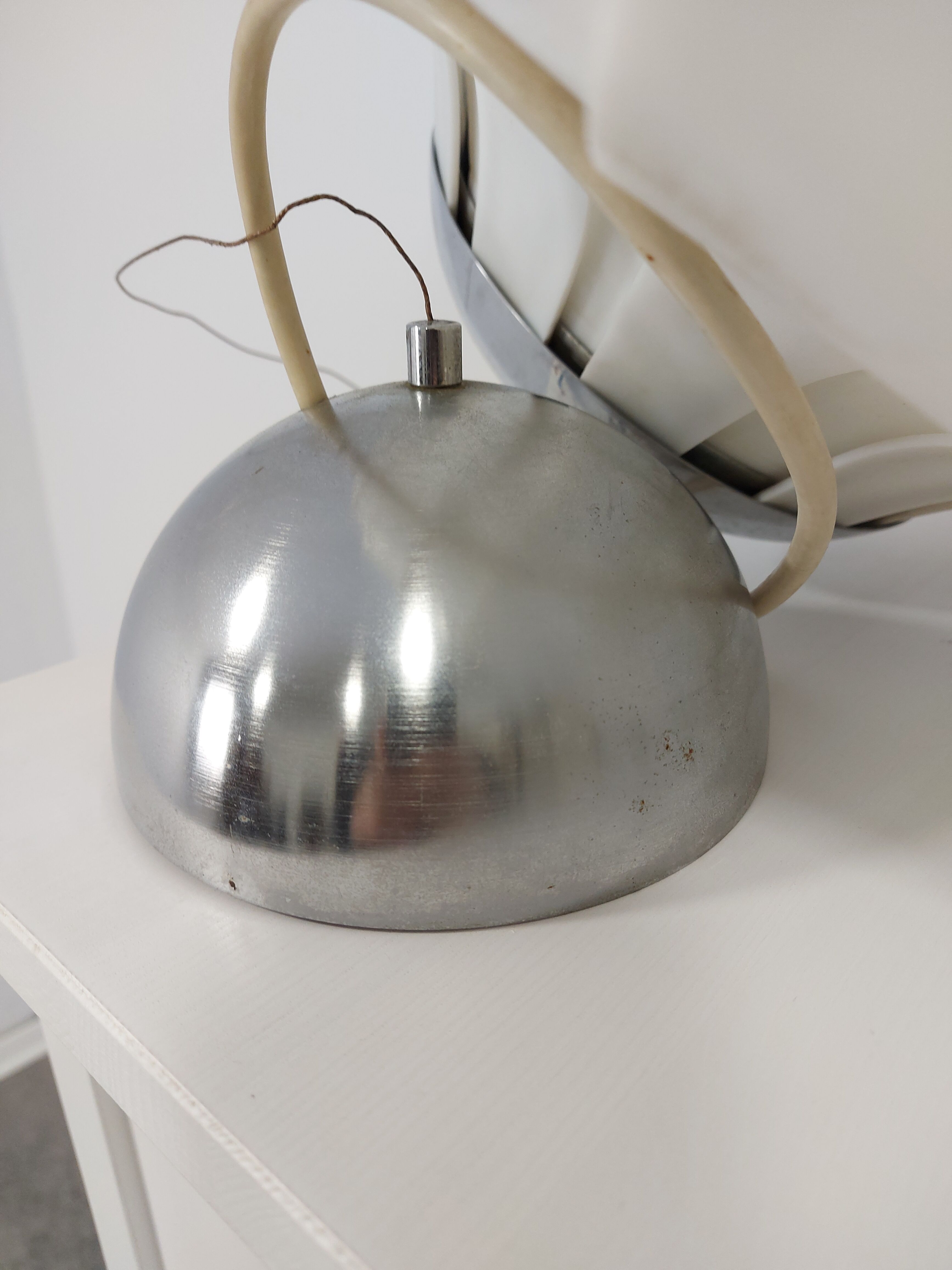 Suspension ère spatiale Harvey Guzzini, années 1970