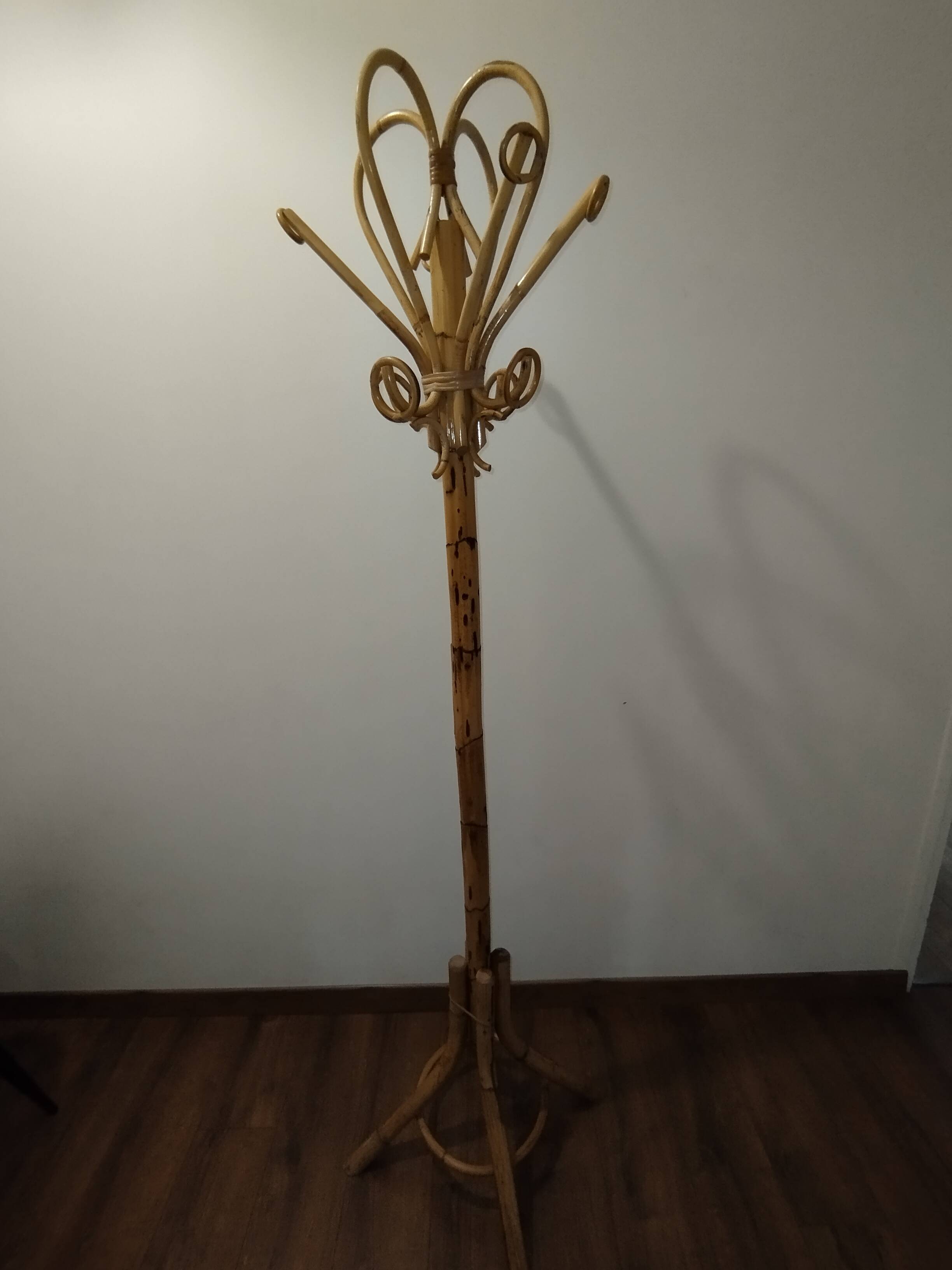 Vintage bamboo coat rack in the style of Franco Albini.