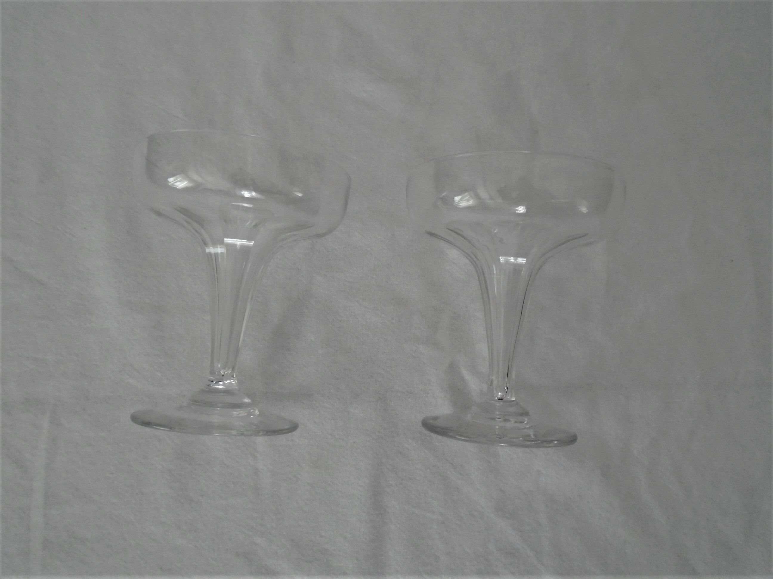2 cups of champagne crystal old, champagne cup