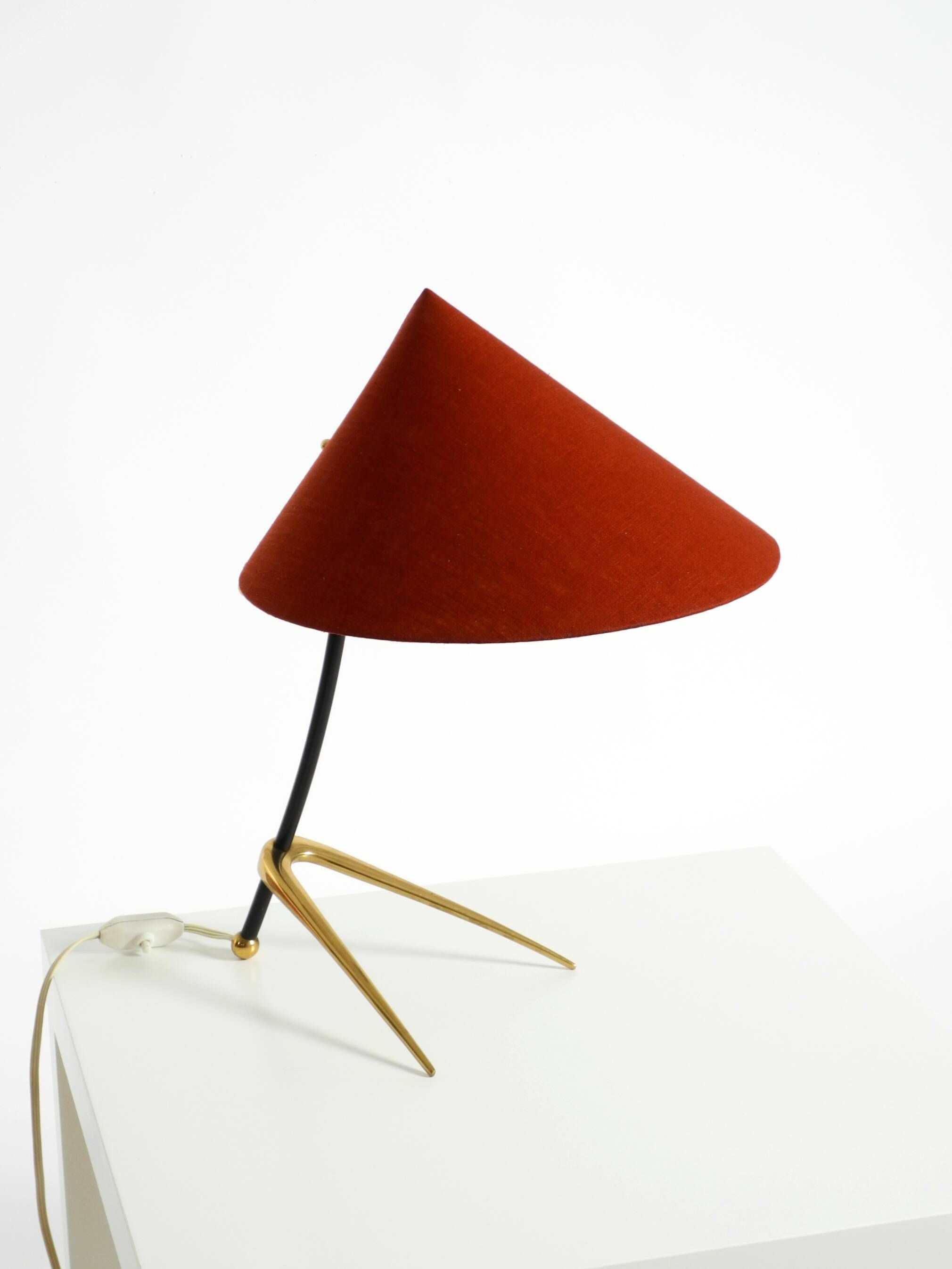 Large Kalmar Mid-Century tripod brass table lamp with a new fabric shade