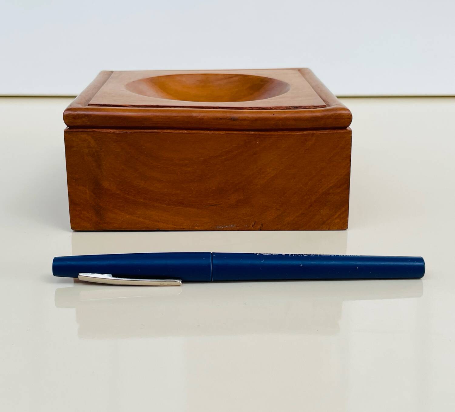 Solid wood catchall - Scandinavian style - modernist - 70s