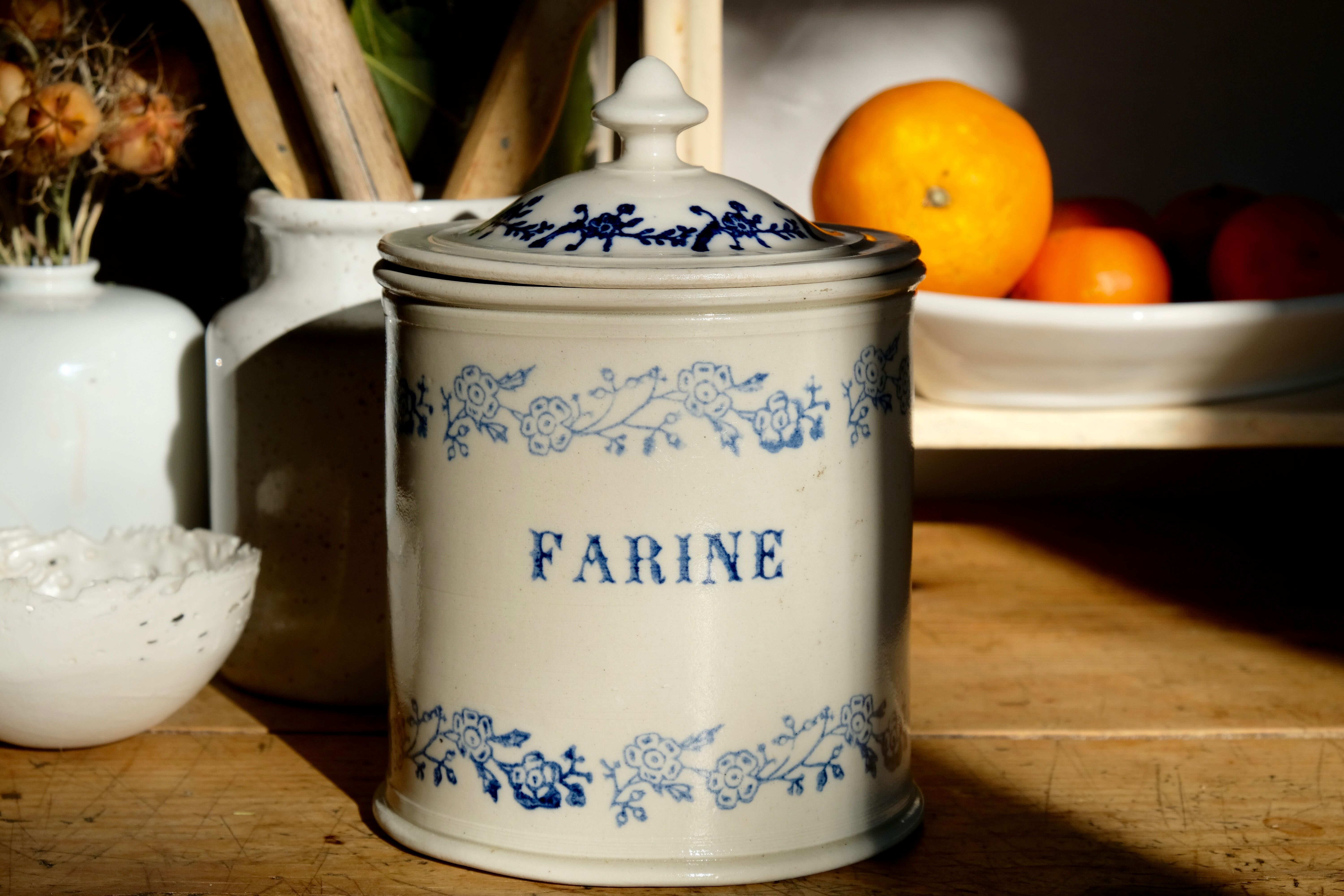 Pot farine avec tamis 1880
