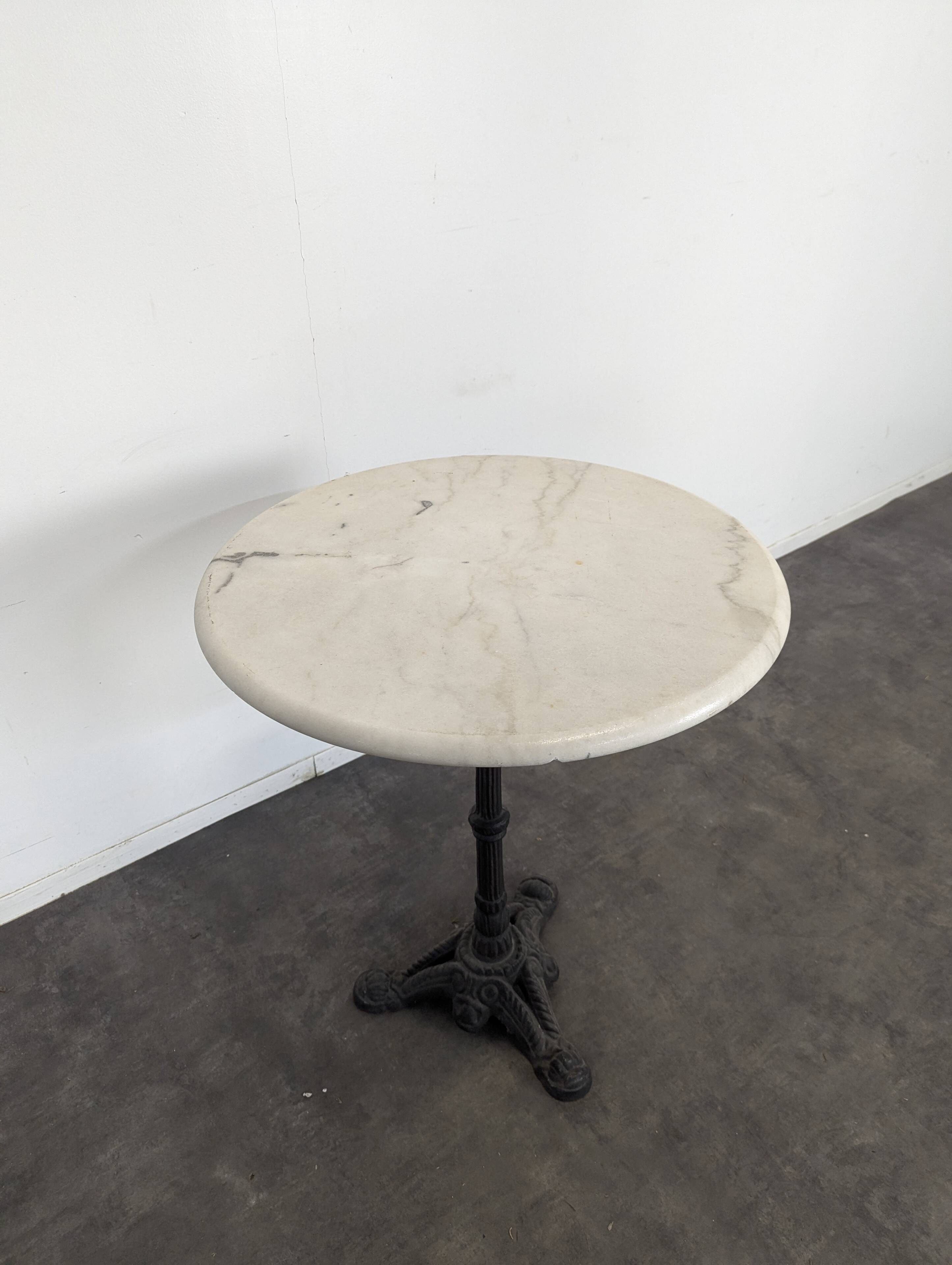 Bistro table in marble