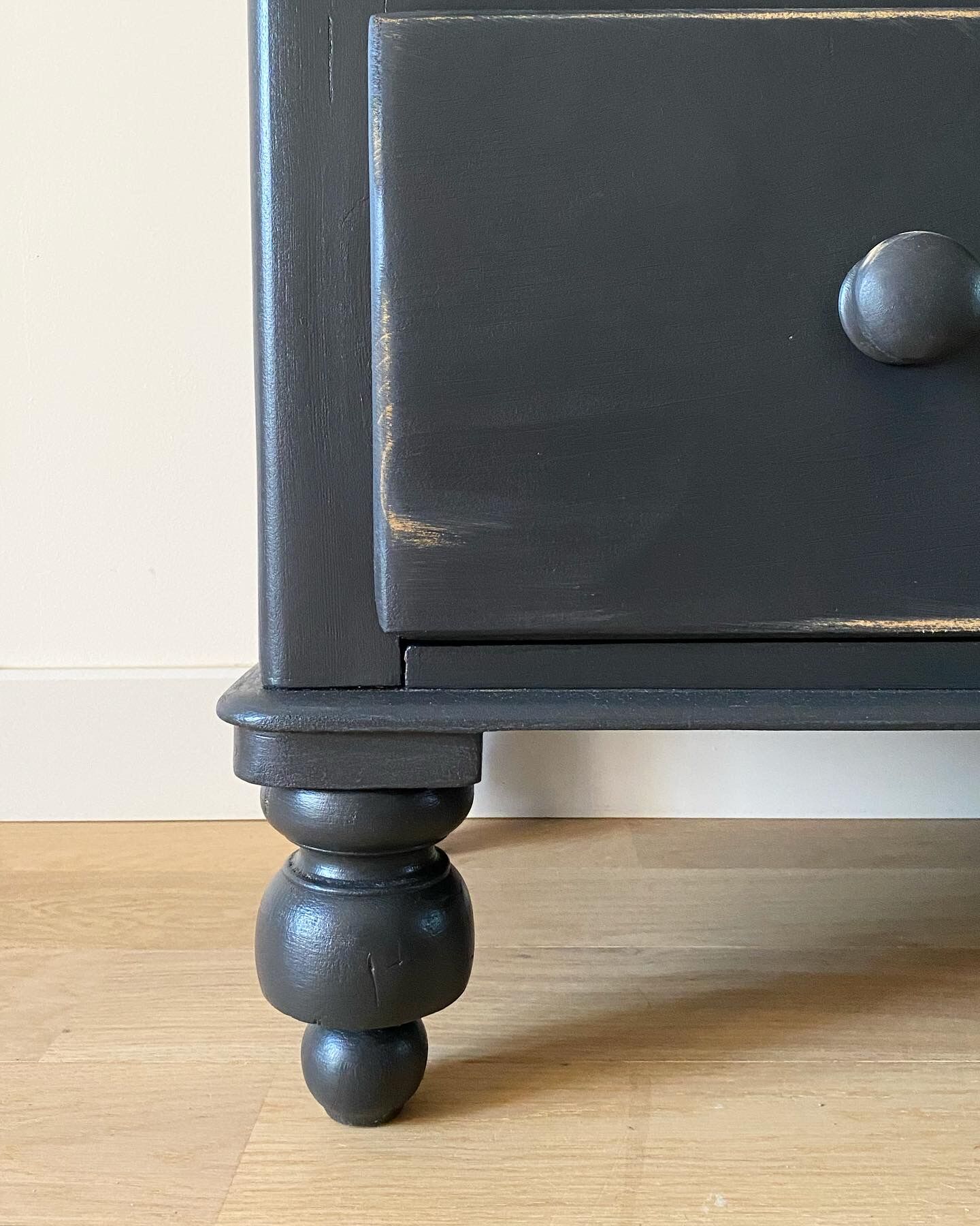 English chest of drawers