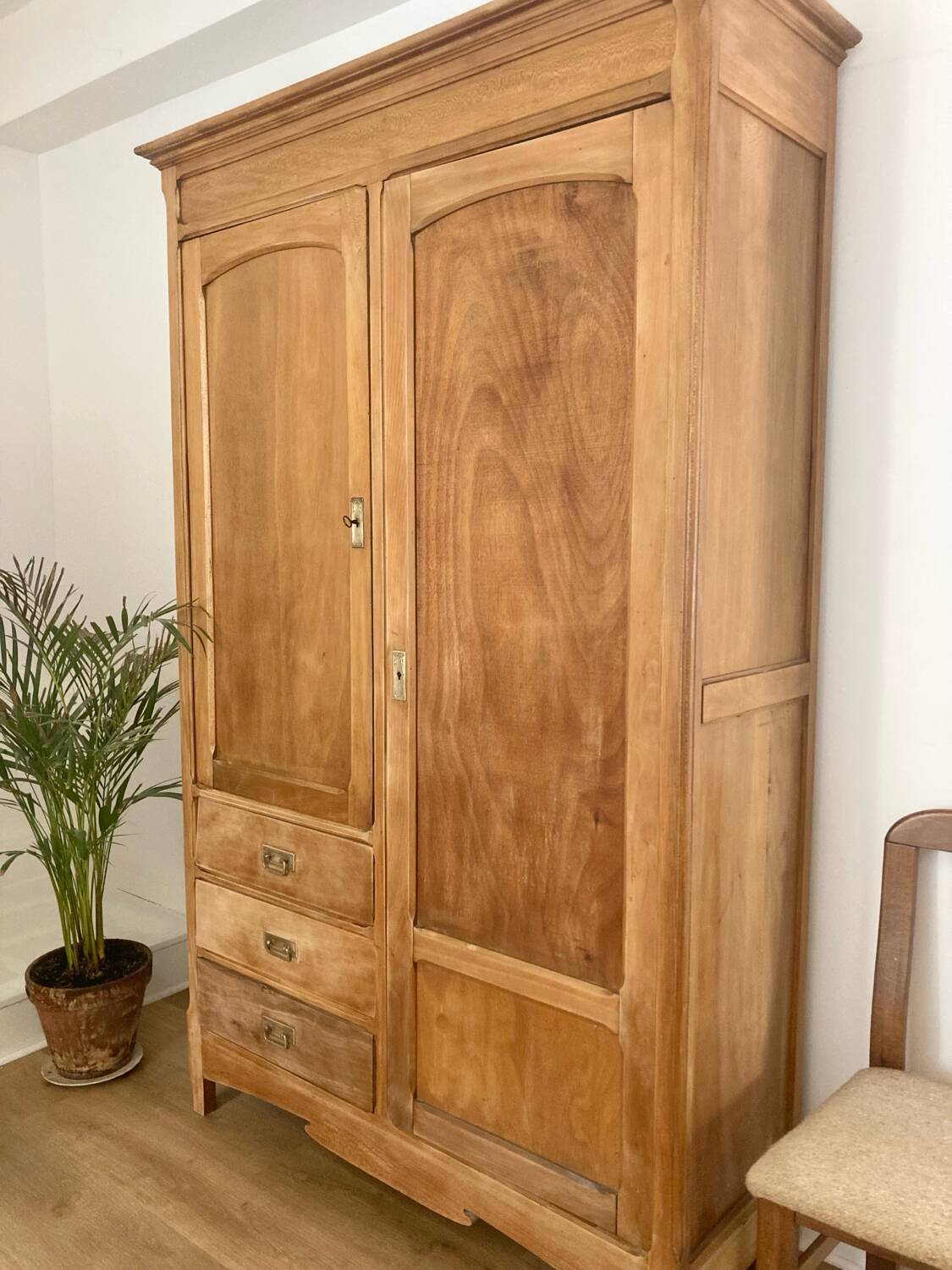 Art Deco wardrobe