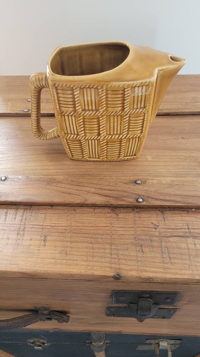 Sarreguemines earthenware jug