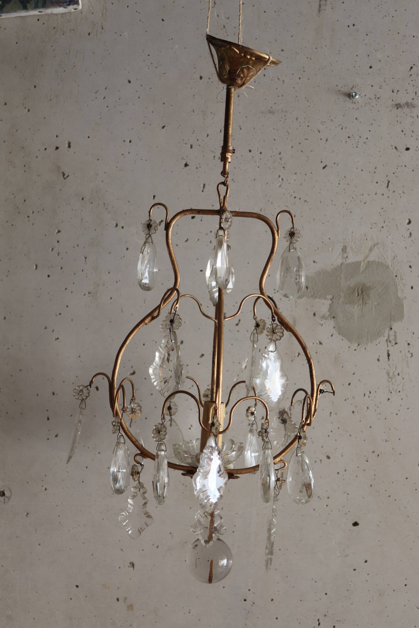 Ancien lustre cage à pampilles en cristal