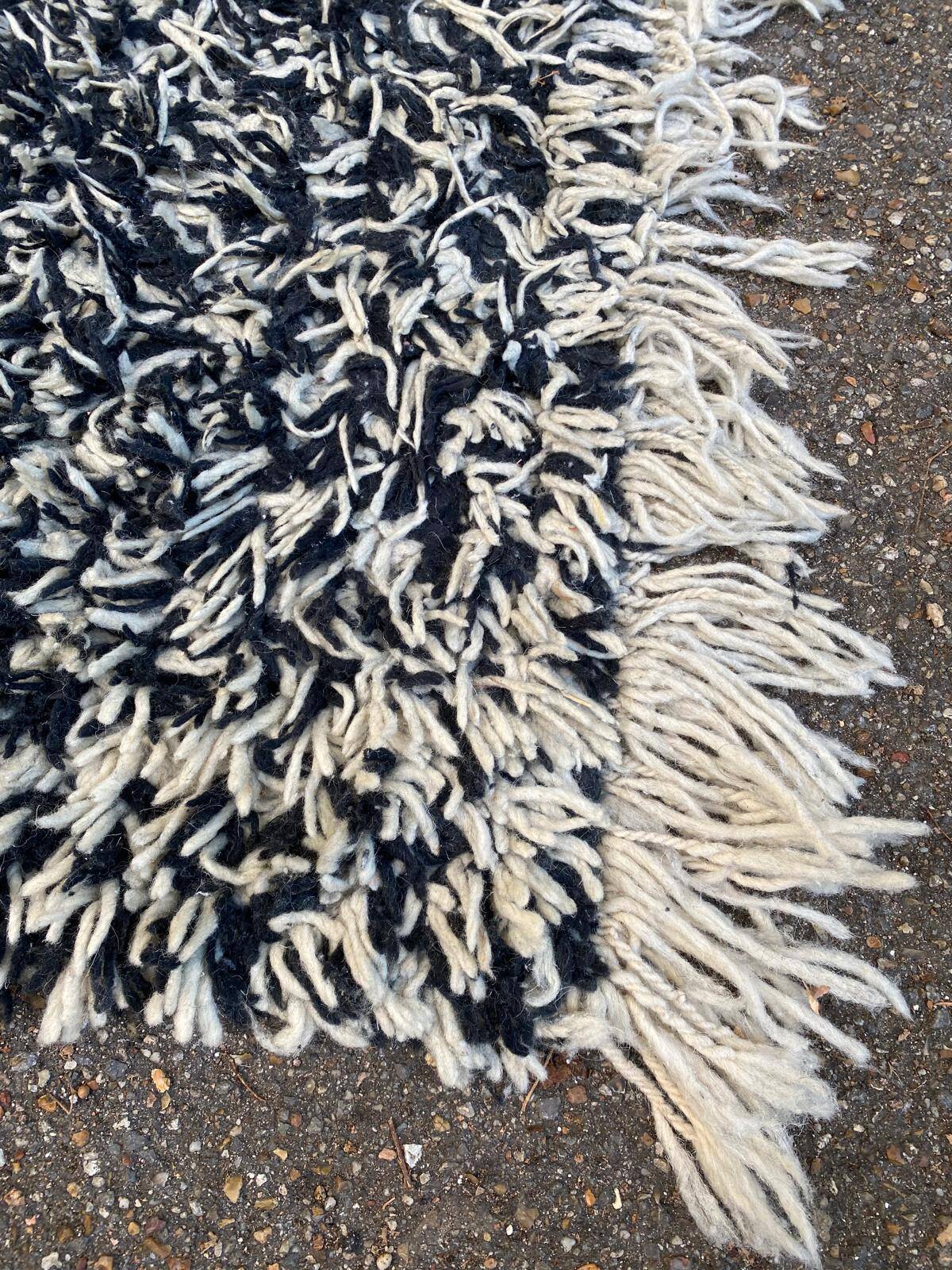 Tapis Beni Ouarain laine fait main 200x300cm blanc et noir