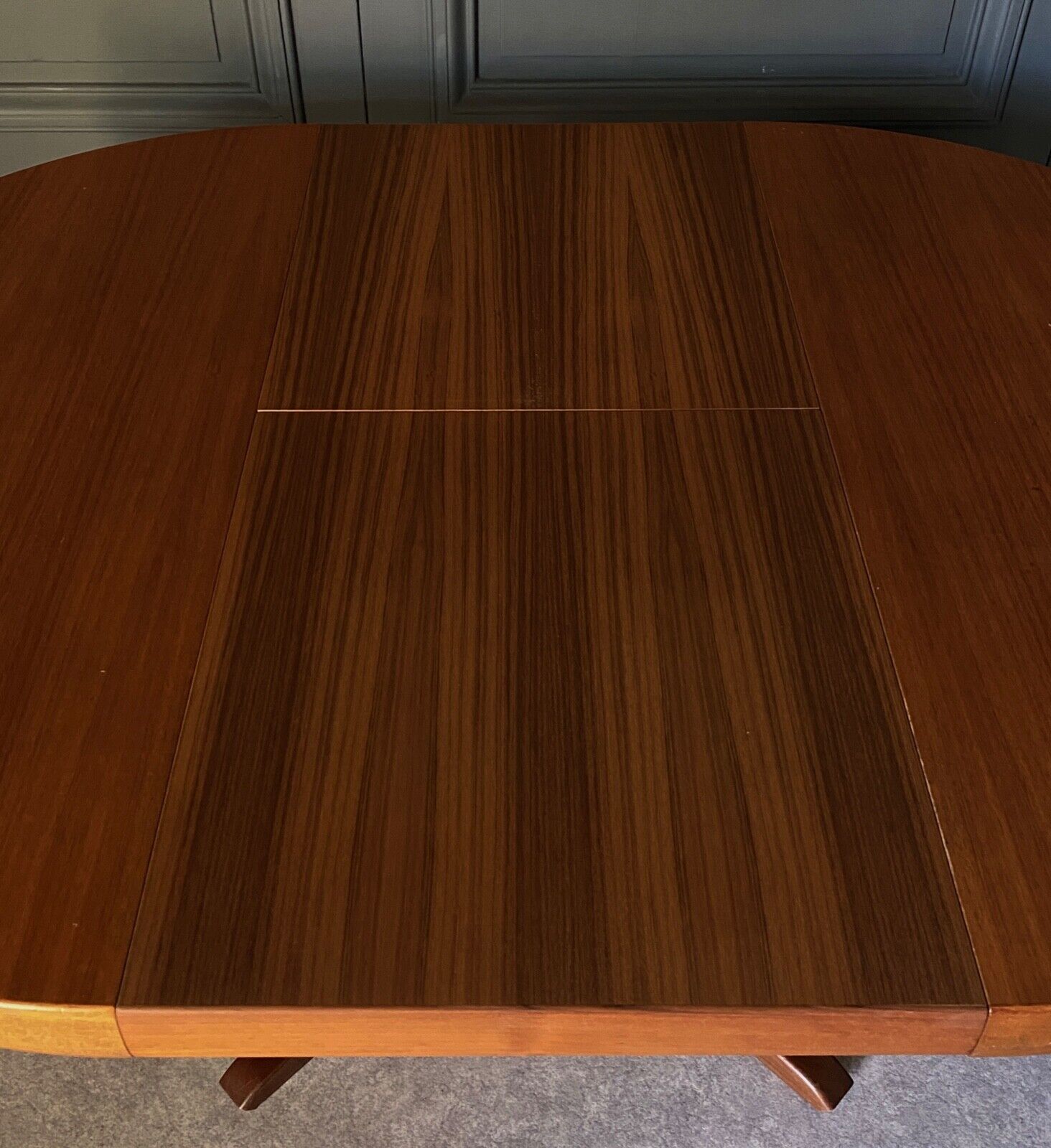 Table Baumann scandinave ronde 1970 rallonges a systeme 4 à 8 personnes