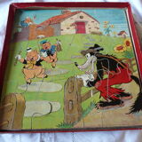 box of 6 wooden puzzles the 3 little walt Dizney pigs