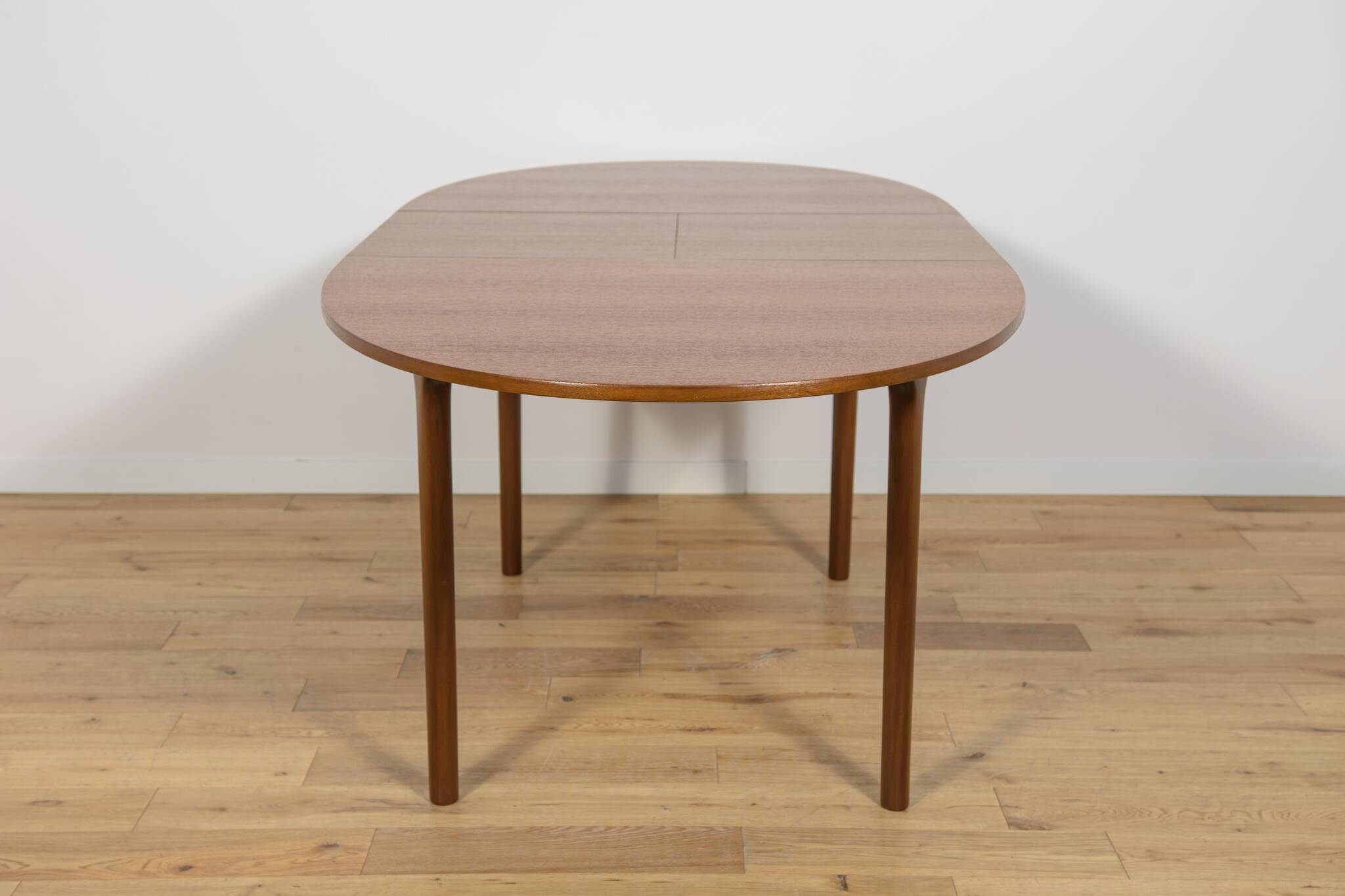 Mid-Century Oval Extendable Teak Dining Table from McIntosh, 1960s