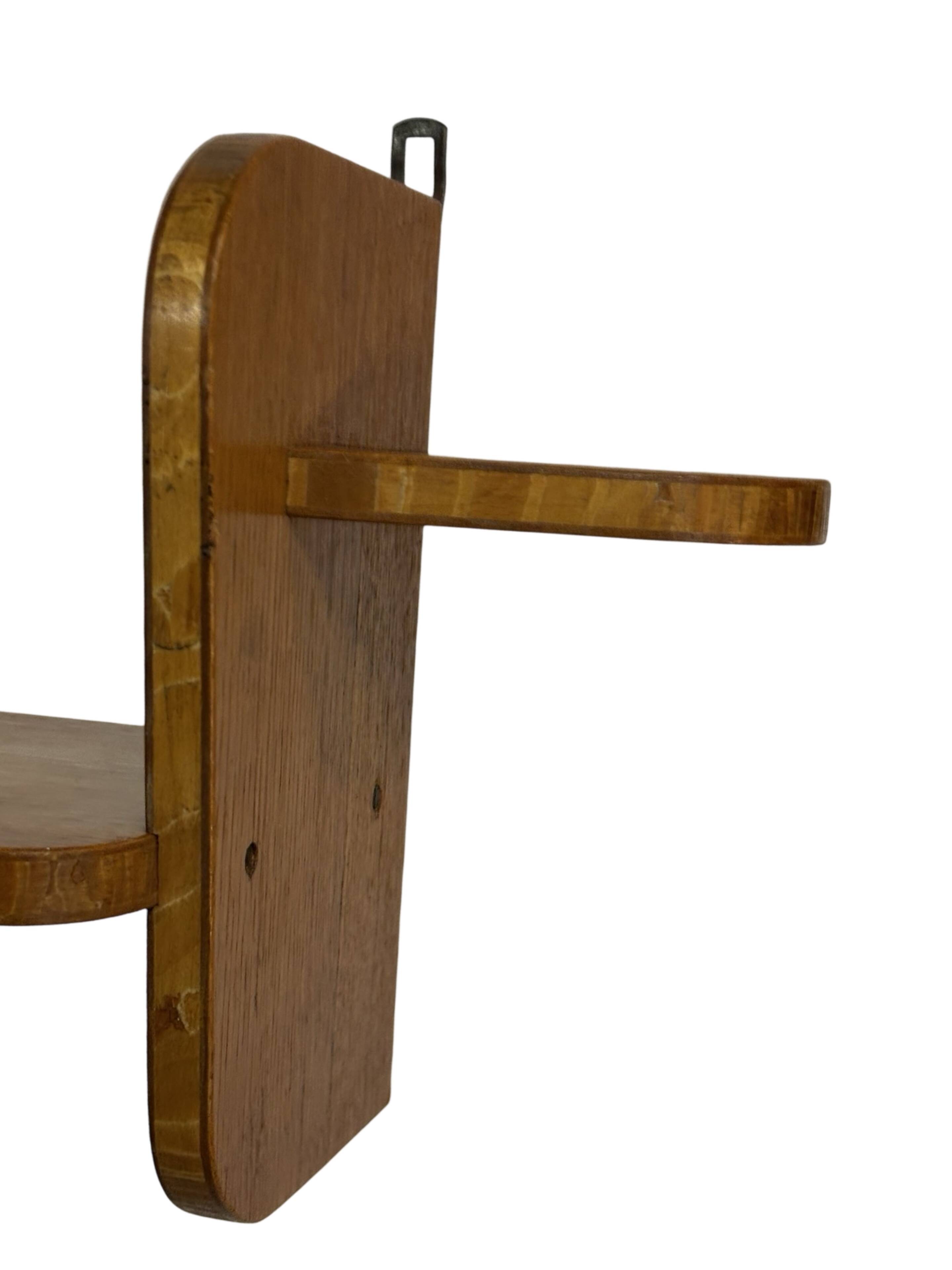 Vintage wooden wall shelve rack bookshelf in wood minimalist