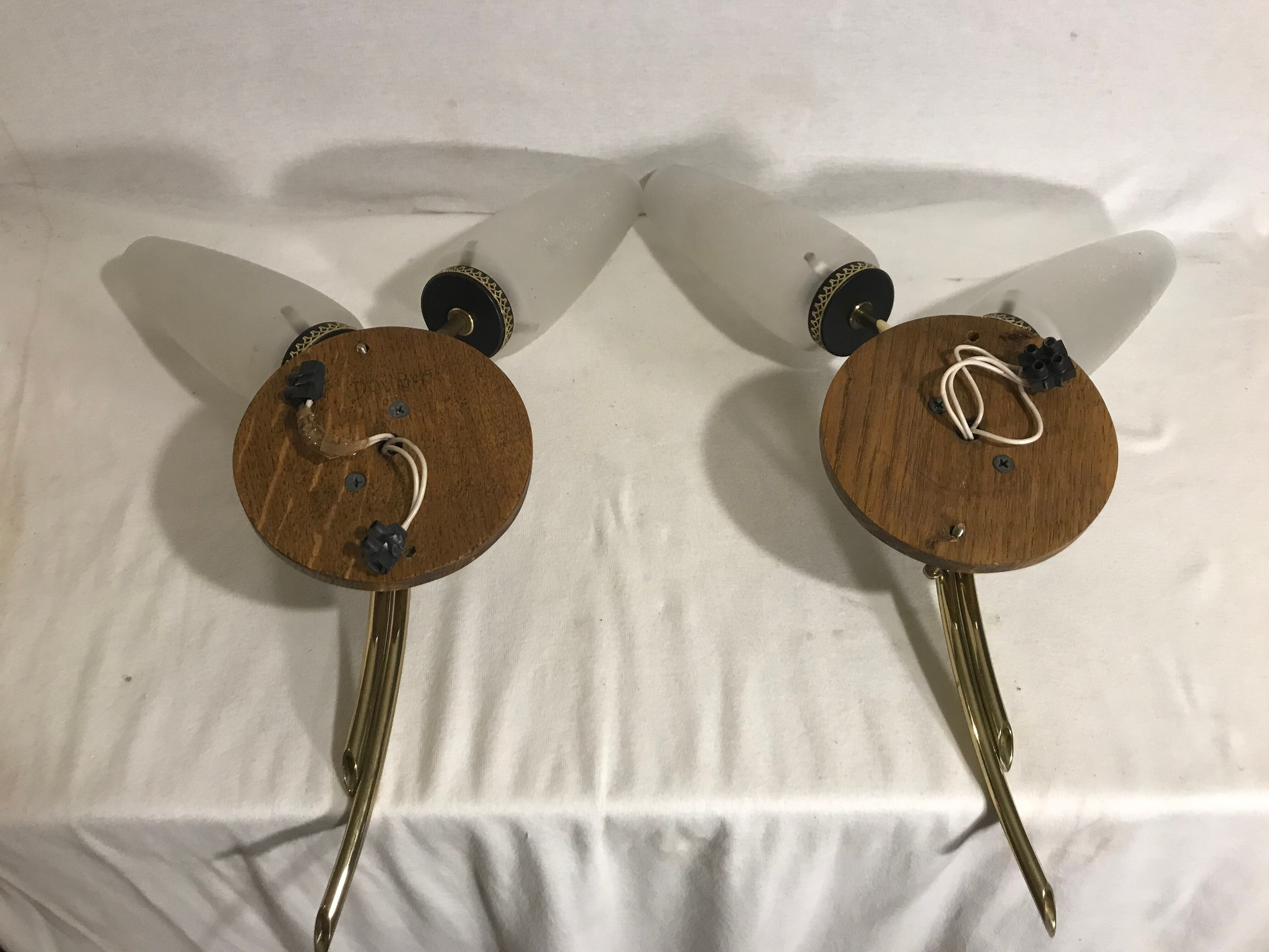 Lot brass suspension and 2 brass double wall sconces 70s