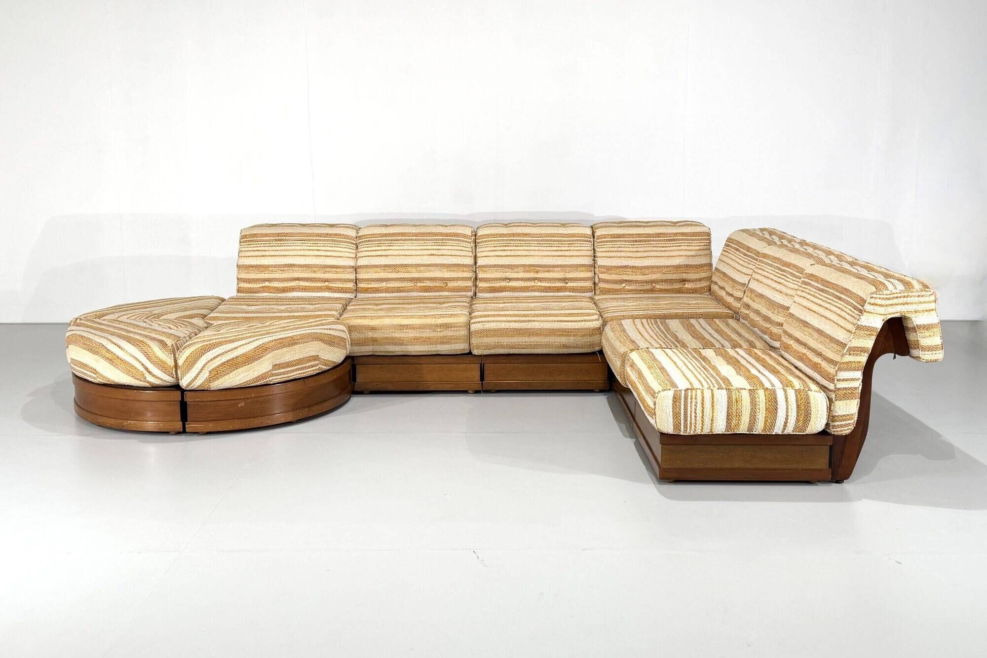 Modular sofa "Can Can" by Luciano Frigerio for Frigerio Di Desio – 1960s