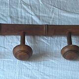 Wooden wall coat rack with 8 hooks
