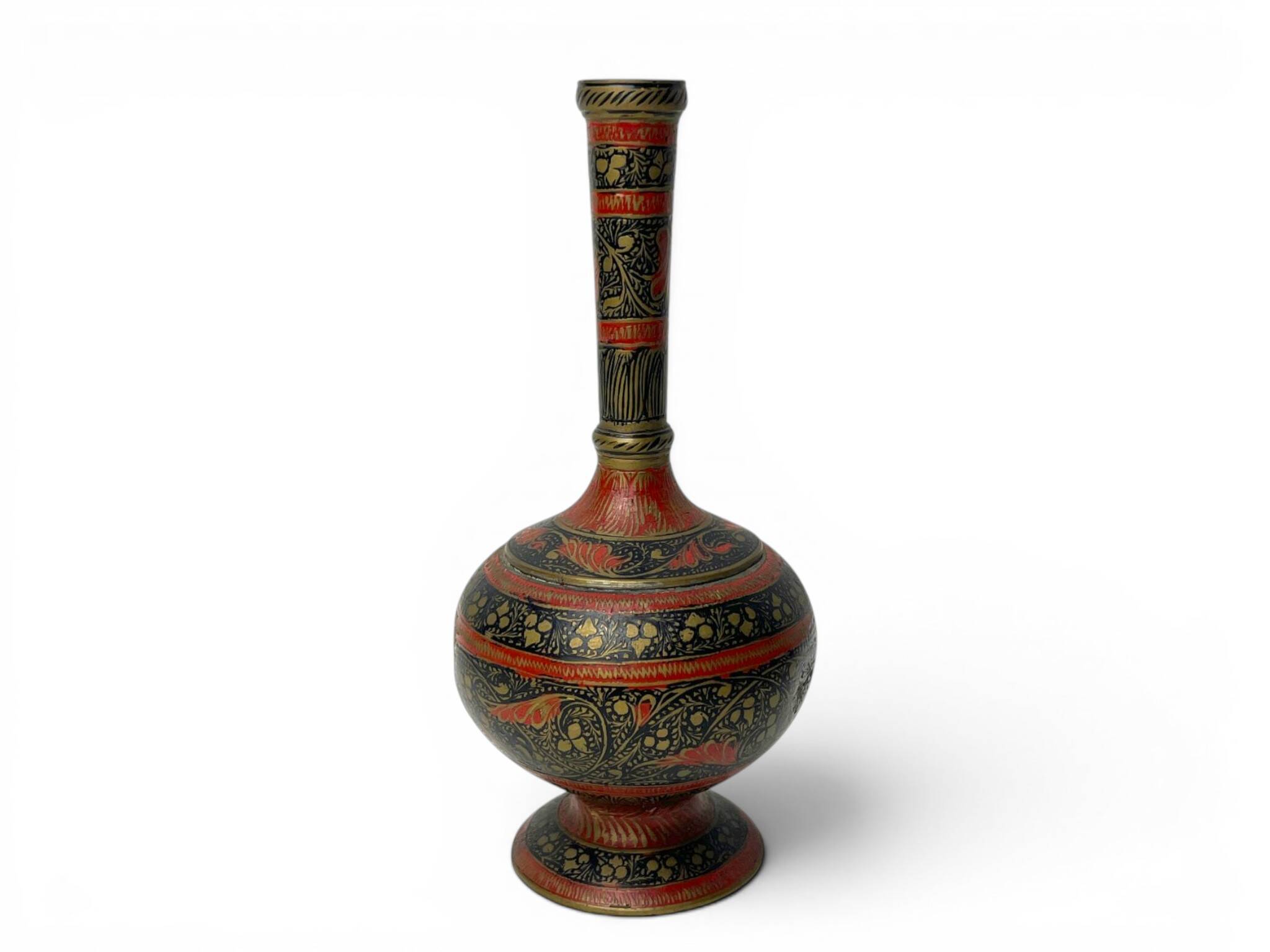 Orient, petit vase en cloisonné début XXème