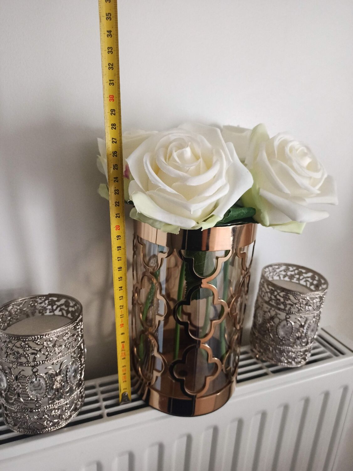 Quatrefoil gold metal vase